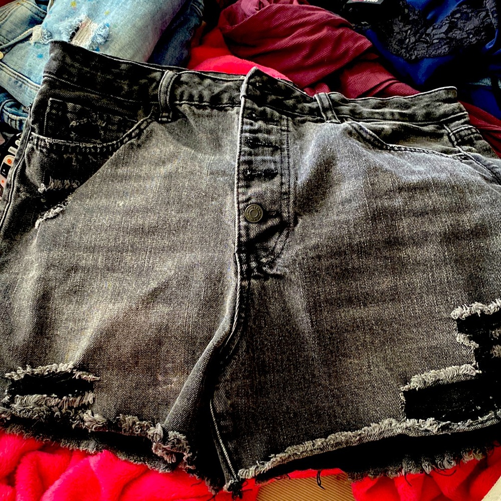 YMI button fly distressed cutoff style Jean shorts size 13/31.